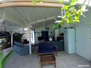 Villa bois plain pied de 75m2 avec 2 chambres sur un terrain de 140m2