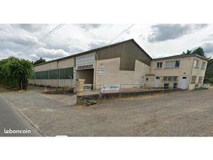 Bâtiment industriel à revenu locatif