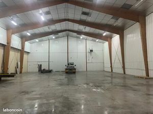 Location Entrepôt de Stockage - LA SAUSSAY (76) - Proche ELBEUF