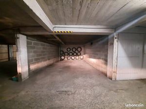 Grand Parking-Box 20m2 Bordeaux Gare St Jean-Nansouty
