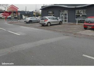 Local 930 m² Audincourt