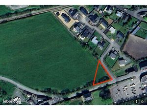 Parcelle viabilisée pour projet commercial