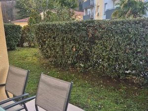 T3 rez-de-jardin terrasse piscine