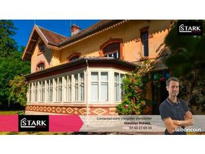 Villa 10 pièces 274 m²