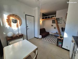 Location studio à l'année