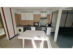 Grand studio de 45m2 ■Électricité et eau compris ■Pompe a chaleur■libre au premier janvier