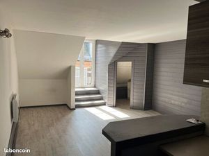 Studio centre ville d'Ornans