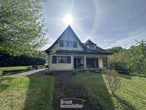 Pavillon de type 5 avec terrain de 3671m2