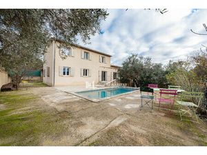 Villa 7p 170m²  terrasse  piscine