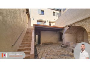 AUBAIS MAISON DE VILLAGE ENTIEREMENT RENOVEE T4 DE 80M2 + 20