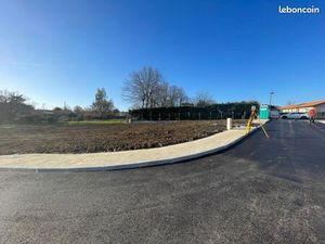 Terrain entièrement viabilisé  Beautiran  libre de constructeur