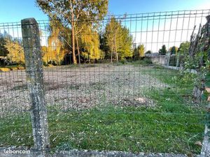 ? EXCLUSIF à Cubnezais : Terrain Constructible Idéal  au Cœur du Village ?