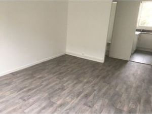 A vendre f2 à la roseraie