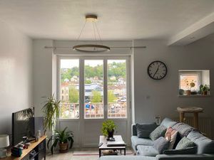 Appartement rénové 70 m²  2 chambres  lumineux avec cave et grenier