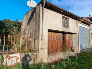 Parking/box 1 pièce 25 m²