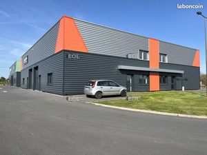 Local d'activité 150 m²