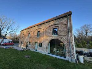 Logement 3 chambres à louer à Chastre