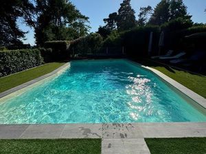 Exclusivité à vendre- Chinon- secteur prisé - Maison 5 chambres- piscine-