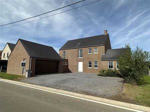 Splendide villa au bord des champs !