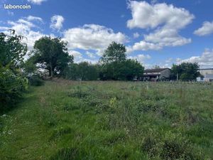 Terrain 600 m² Arbanats