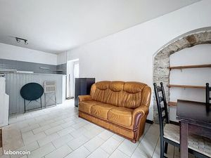 Appartement ruoms hyper centre