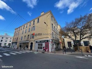 Bureaux 71 m² Perpignan