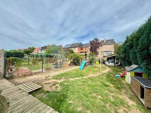 ! NEW ! Qu. Lion - Maison 3-4 chambres + bureau et garage