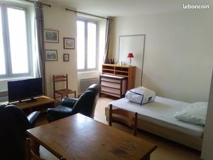 Studio meublé à Tournon