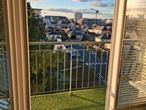 Location meublée -Grand T2 - 50 m²- avec balcon – 740 charges comprises