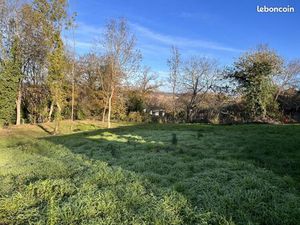 Terrain 1 002 m² Magnac Sur Touvre