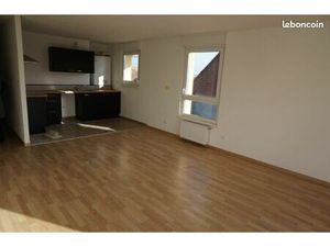 PARTICULIER - F3 70m2 BBC avec garage et parking