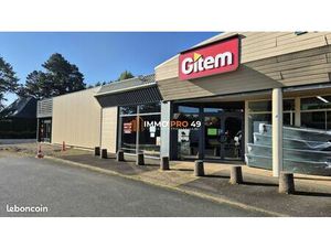 Local commercial 215 m² Cholet