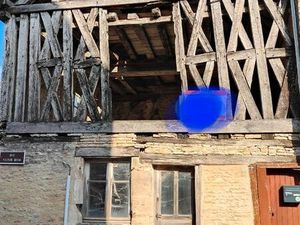 Maison de charme a restaurer entièrement