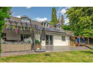 Gerenoveerde villa op een gunstige locatie te Dilbeek