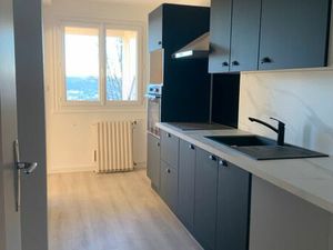 Appartement entièrement rénové