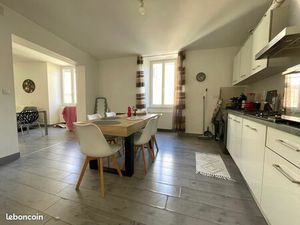 MILLAU - Appartement T3 - 67 21 m²