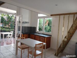 Studio au 12ème KmTAMPON