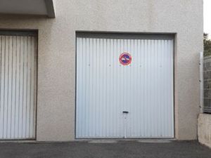 LOUE - GRAND - GARAGE - Rs - les - Prés - Vert - .l'Annonciade