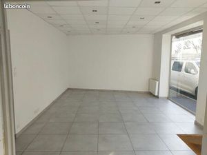 Local commercial Vernantes