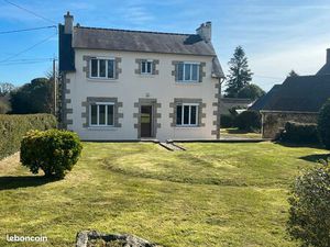 Maison individuelle + Dépendances + Terrain