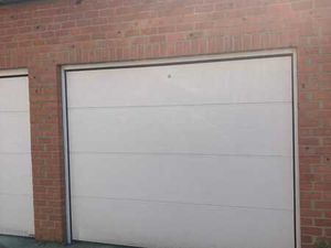 Garage fermé et sécurisé