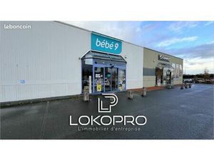 Local commercial 621 m² Cholet