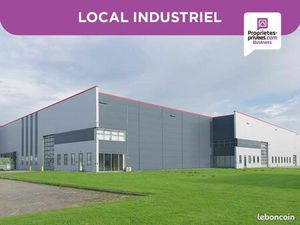 Local industriel 1 100 m²
