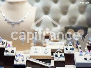 Local commercial 110 m²