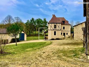 Propriété 9 pièces 435 m²