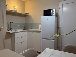 Rare superbe studio meublé refait à neuf