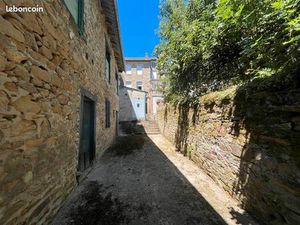 Immeuble 263 m² Bourganeuf