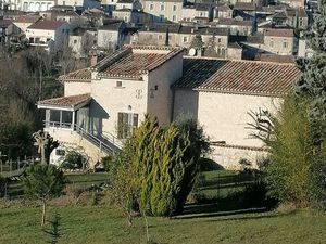 Mas provençal en quercy blanl( ançienne ferme)