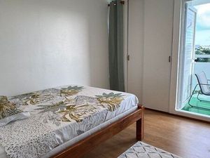 Appartement T4 rénové à neuf