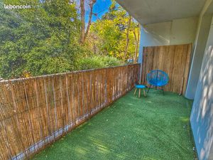 Appartement rénové 72m2 avec grand balcon